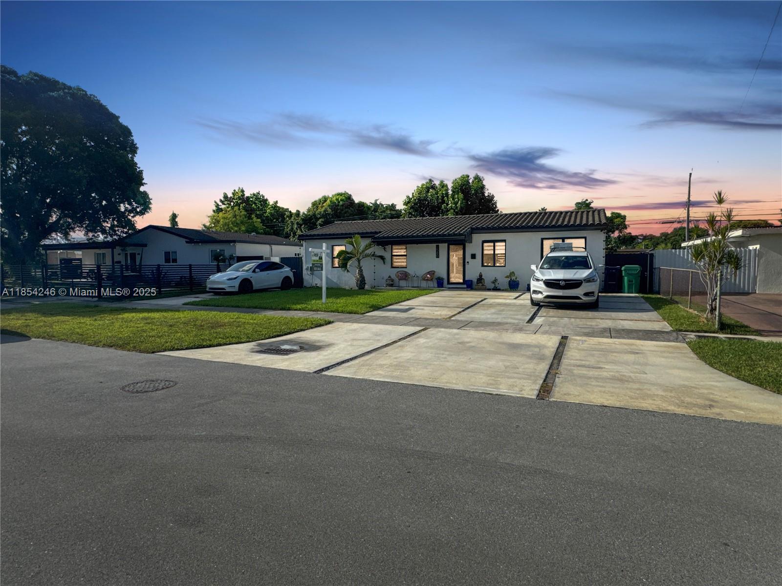 7580 SW 29th St Miami, FL 33155