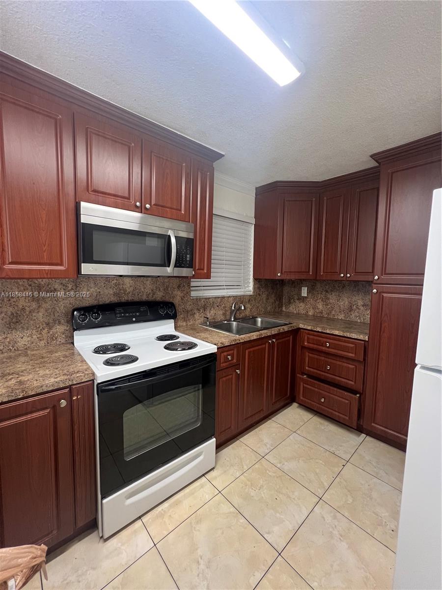3501 W 11th Ave #208