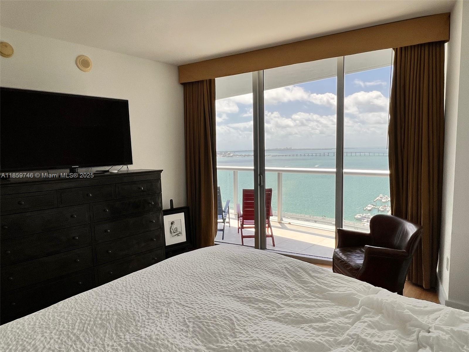 image Icon Brickell Condominium17