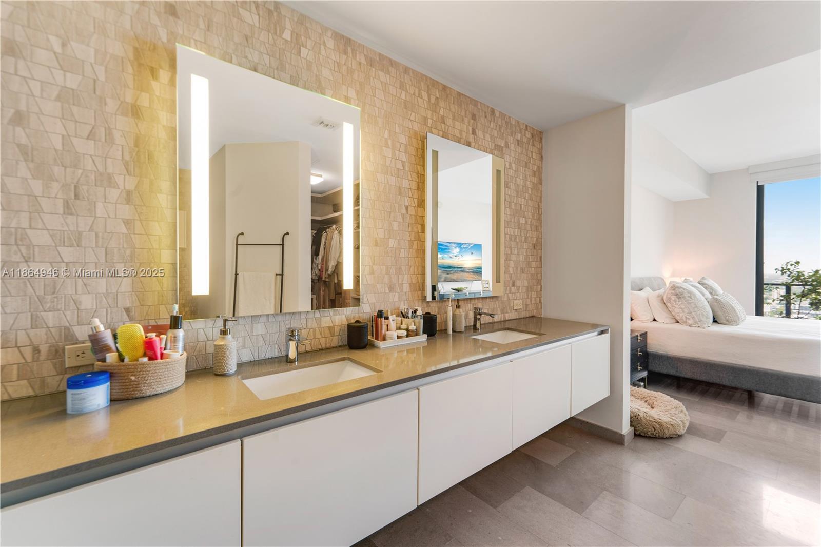 image Rise Condo14