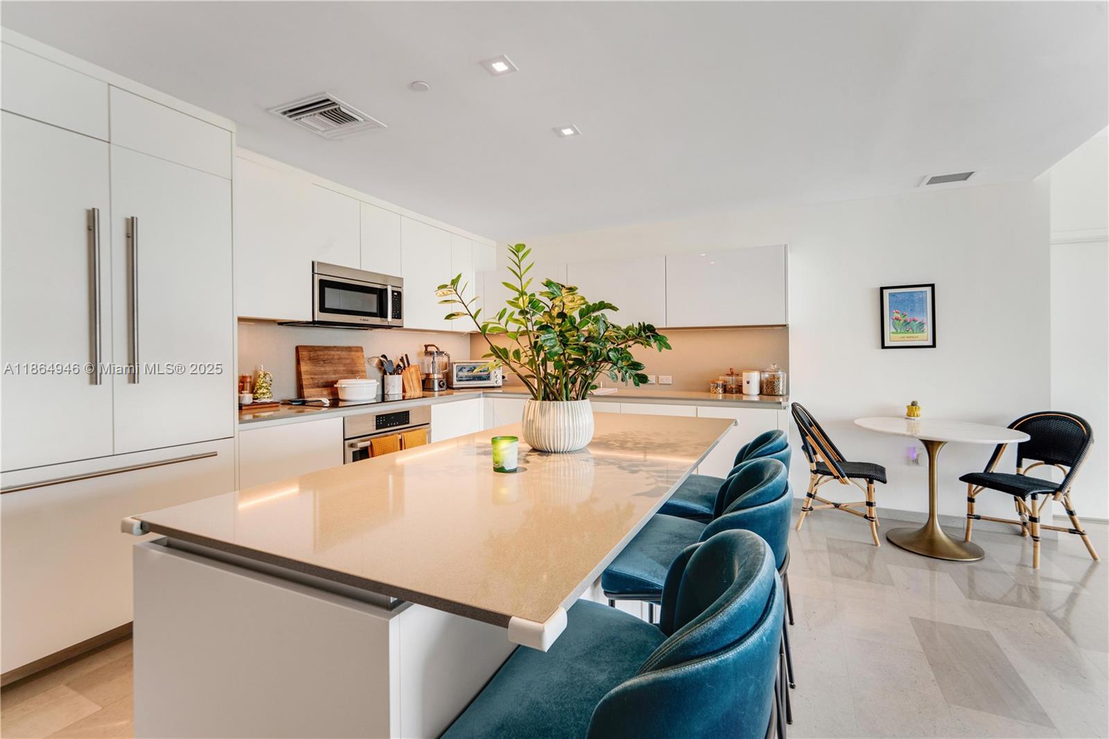 image Rise Condo5
