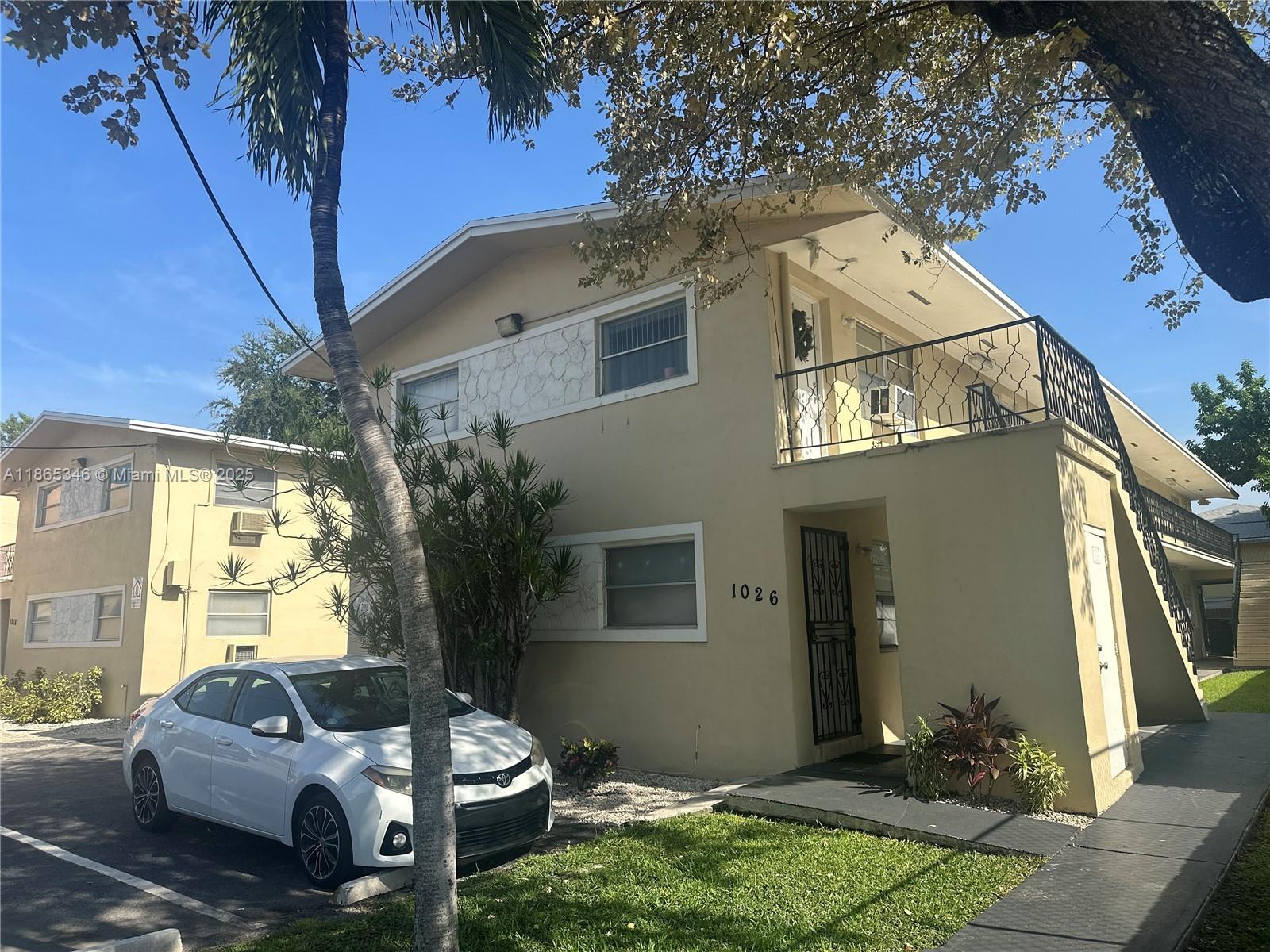 1018 NW 2nd St #4