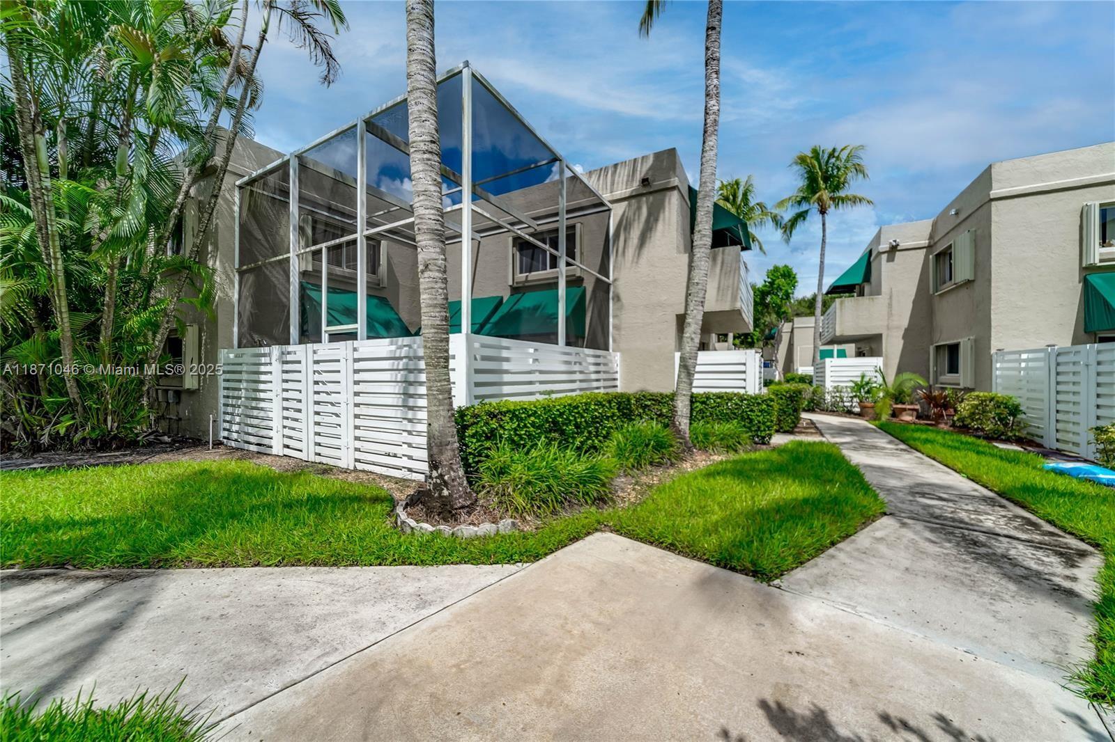 552 NW 98th Ave