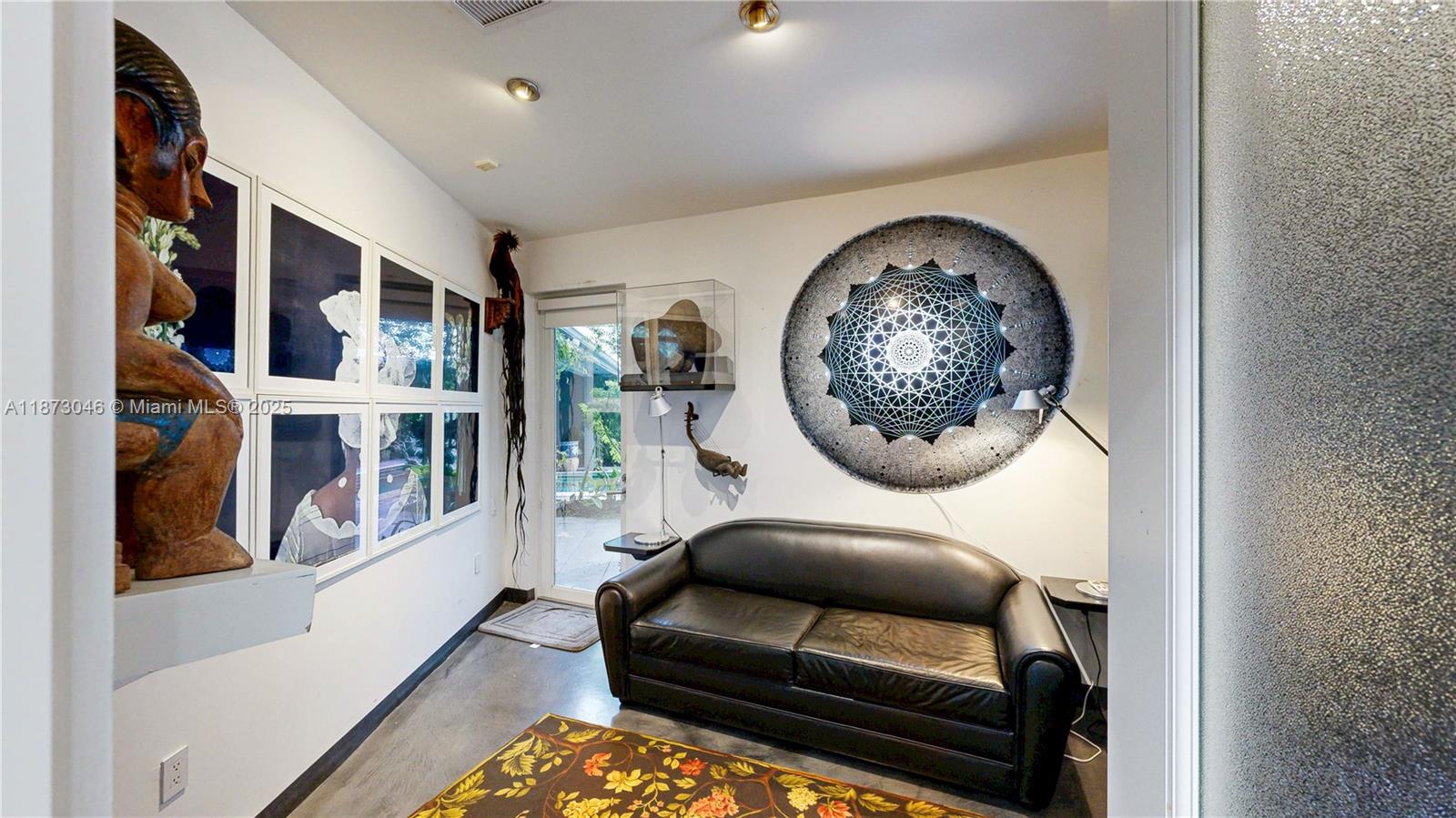 2101 Tigertail Ave Miami, FL 33133