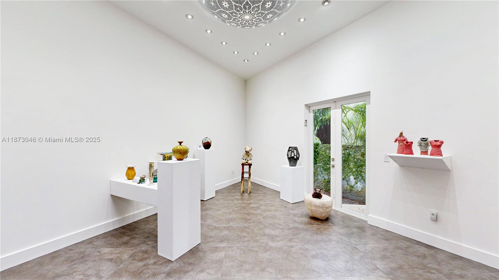 2101 Tigertail Ave Miami, FL 33133