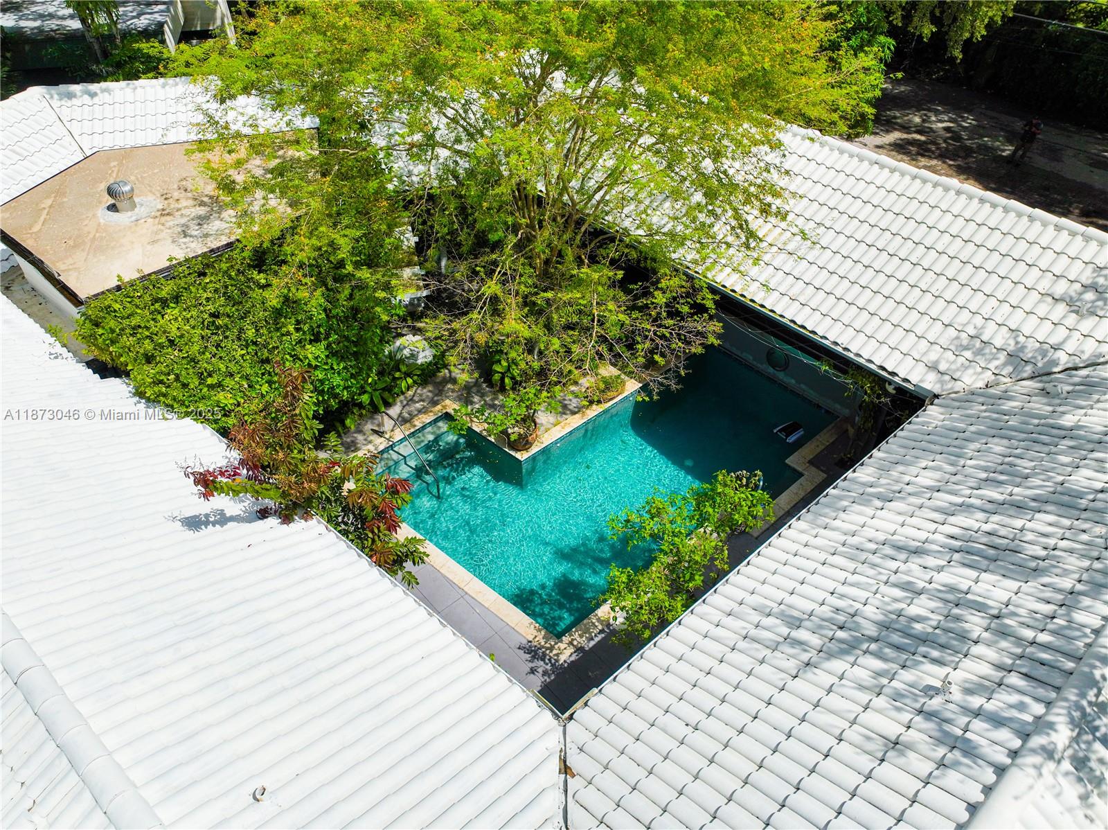 2101 Tigertail Ave Miami, FL 33133