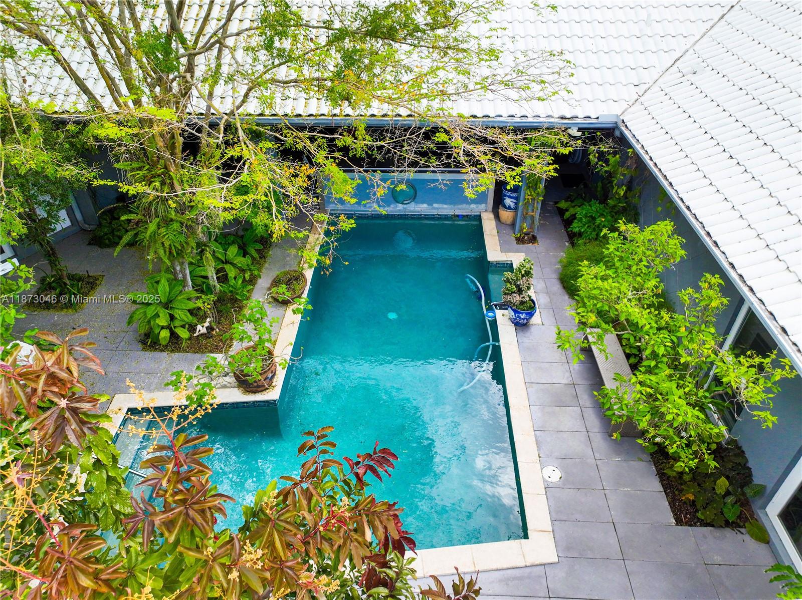 2101 Tigertail Ave Miami, FL 33133