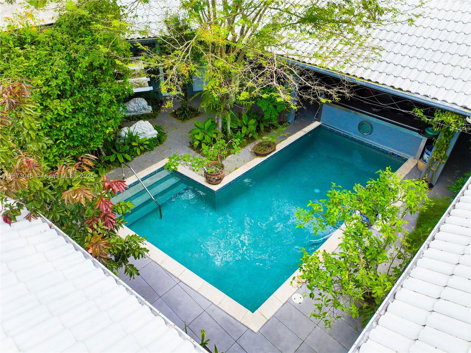 2101 Tigertail Ave Miami, FL 33133