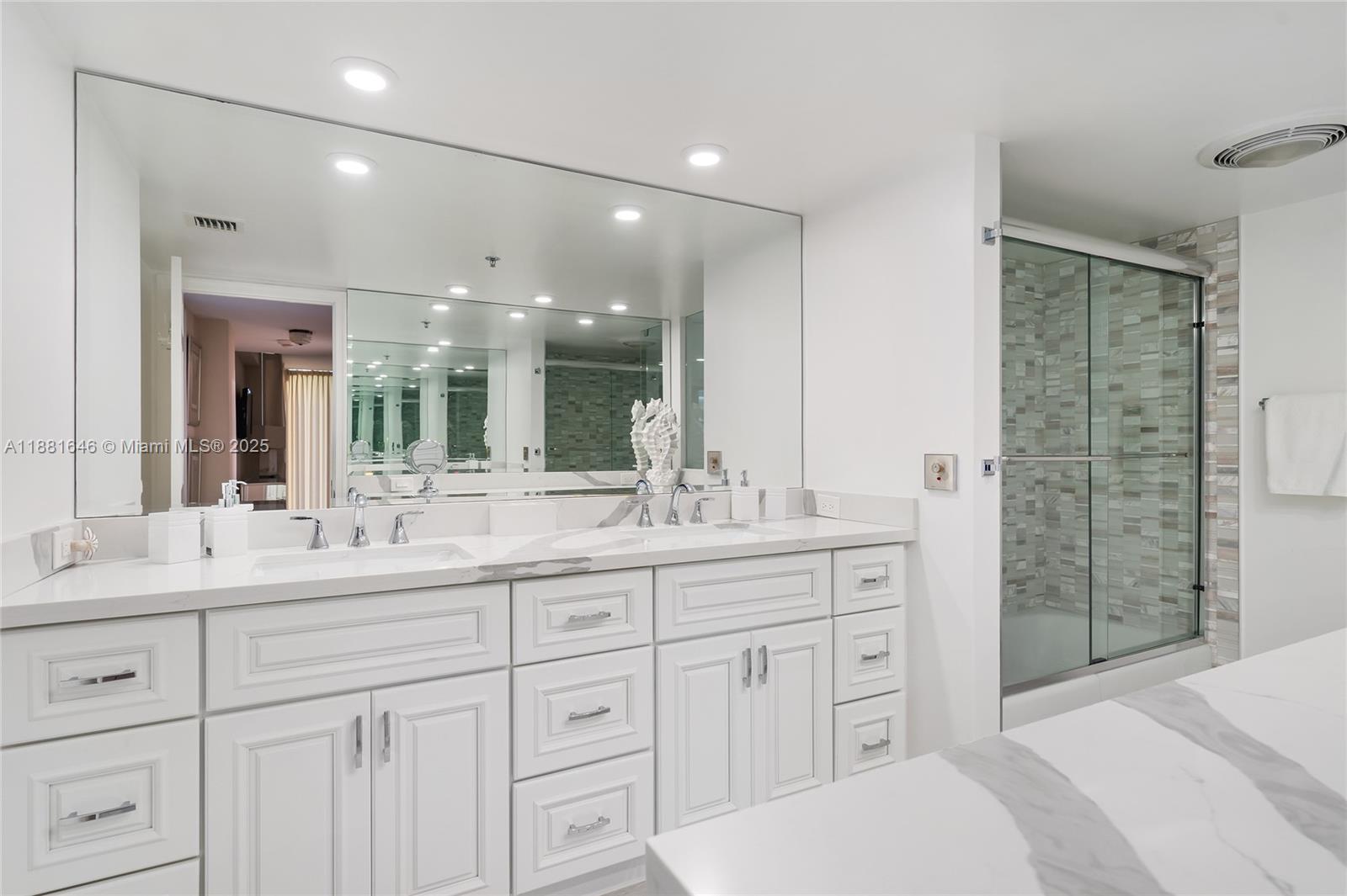 100 Beach Rd #204 Tequesta, FL 33469