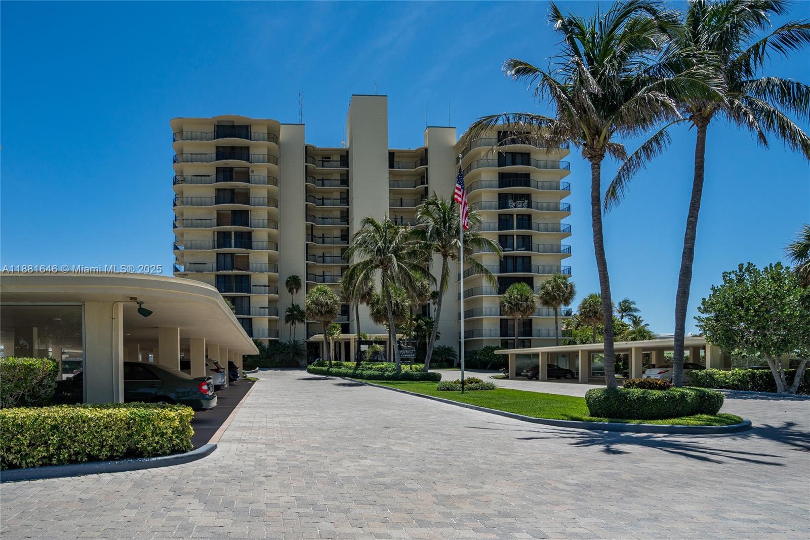 100 Beach Rd #204 Tequesta, FL 33469