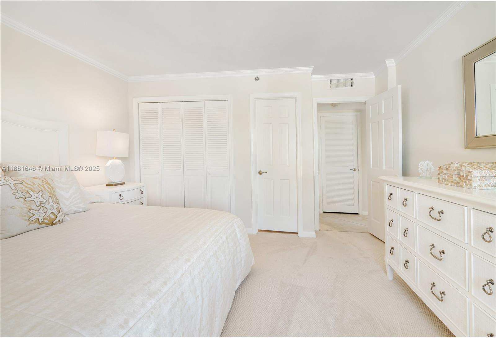 100 Beach Rd #204 Tequesta, FL 33469