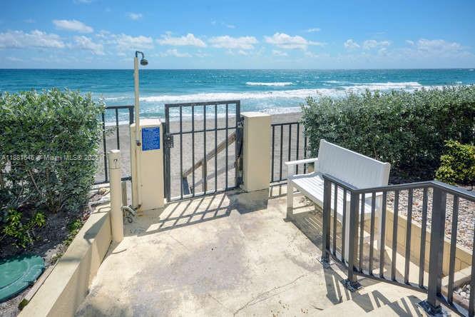 100 Beach Rd #204 Tequesta, FL 33469