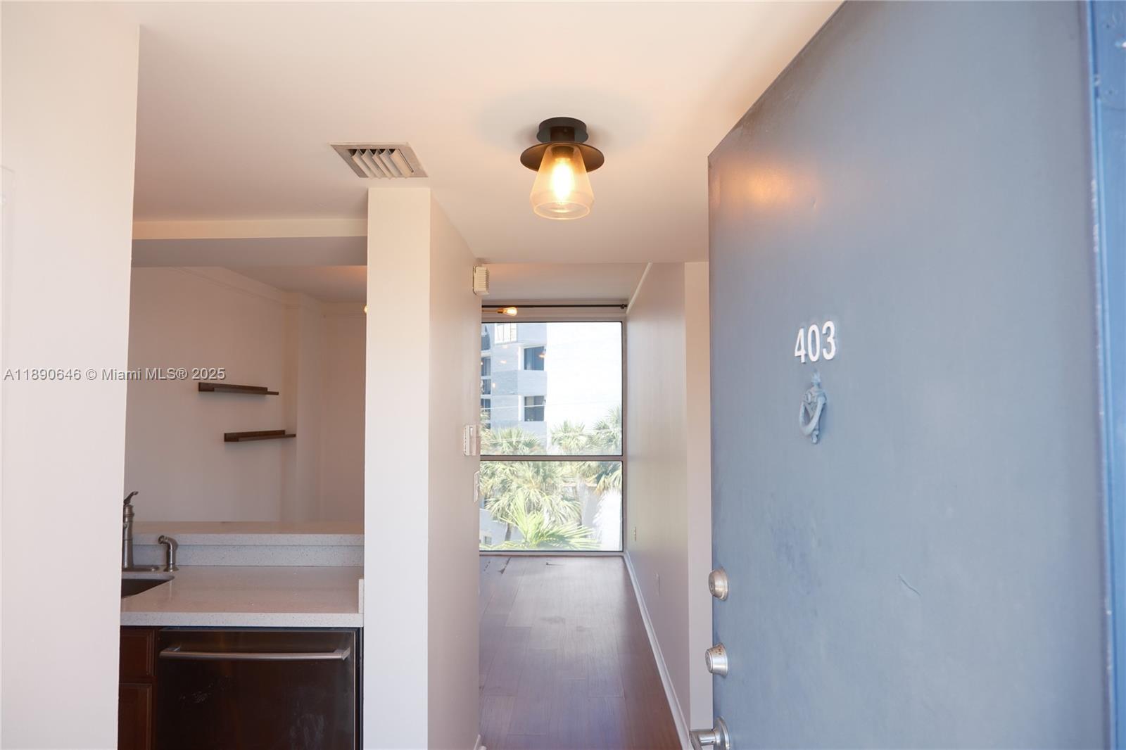 2756 Day Ave #403