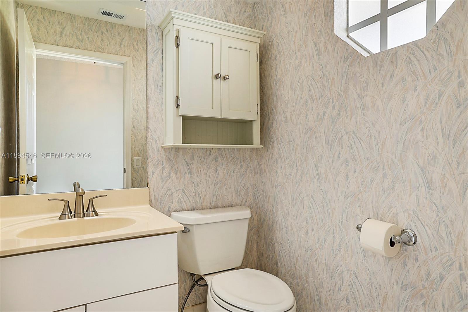 8853 SE Riverfront Ter Jupiter, FL 33469