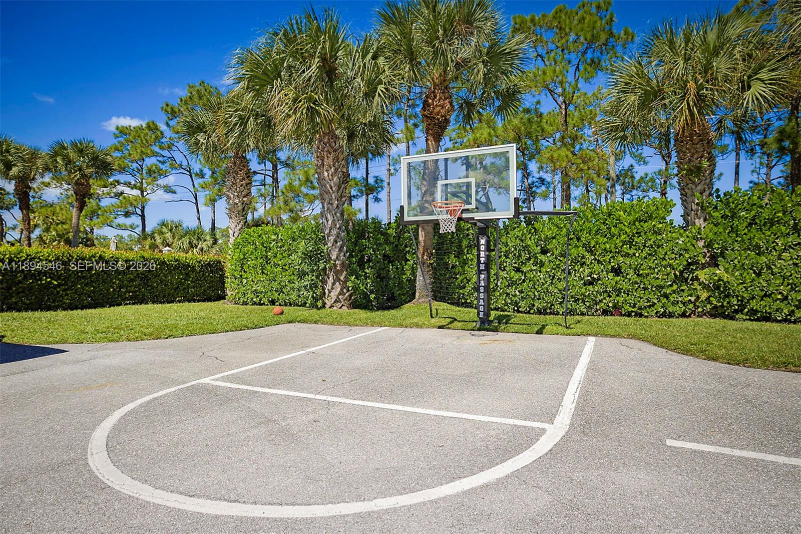 8853 SE Riverfront Ter Jupiter, FL 33469