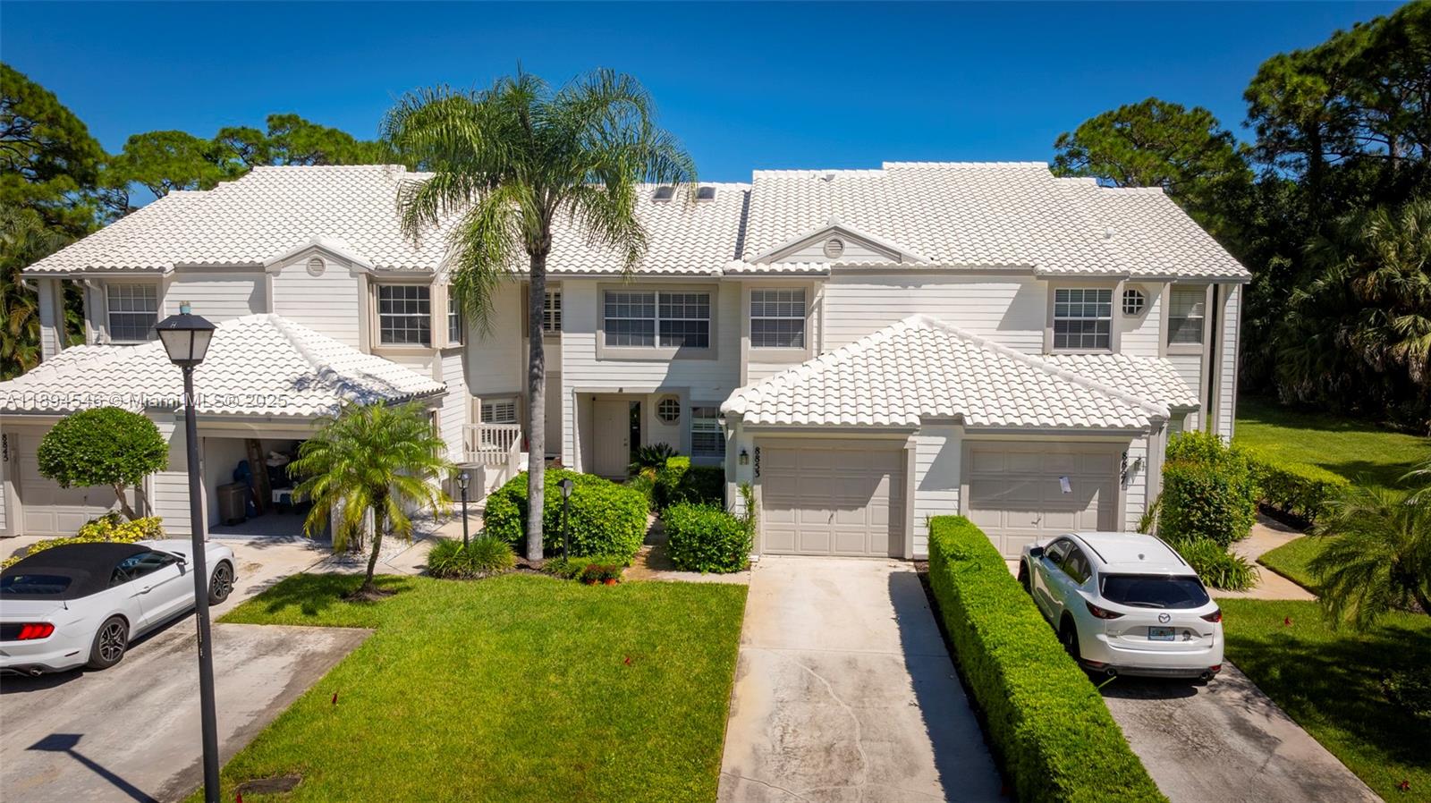 8853 SE Riverfront Ter Jupiter, FL 33469