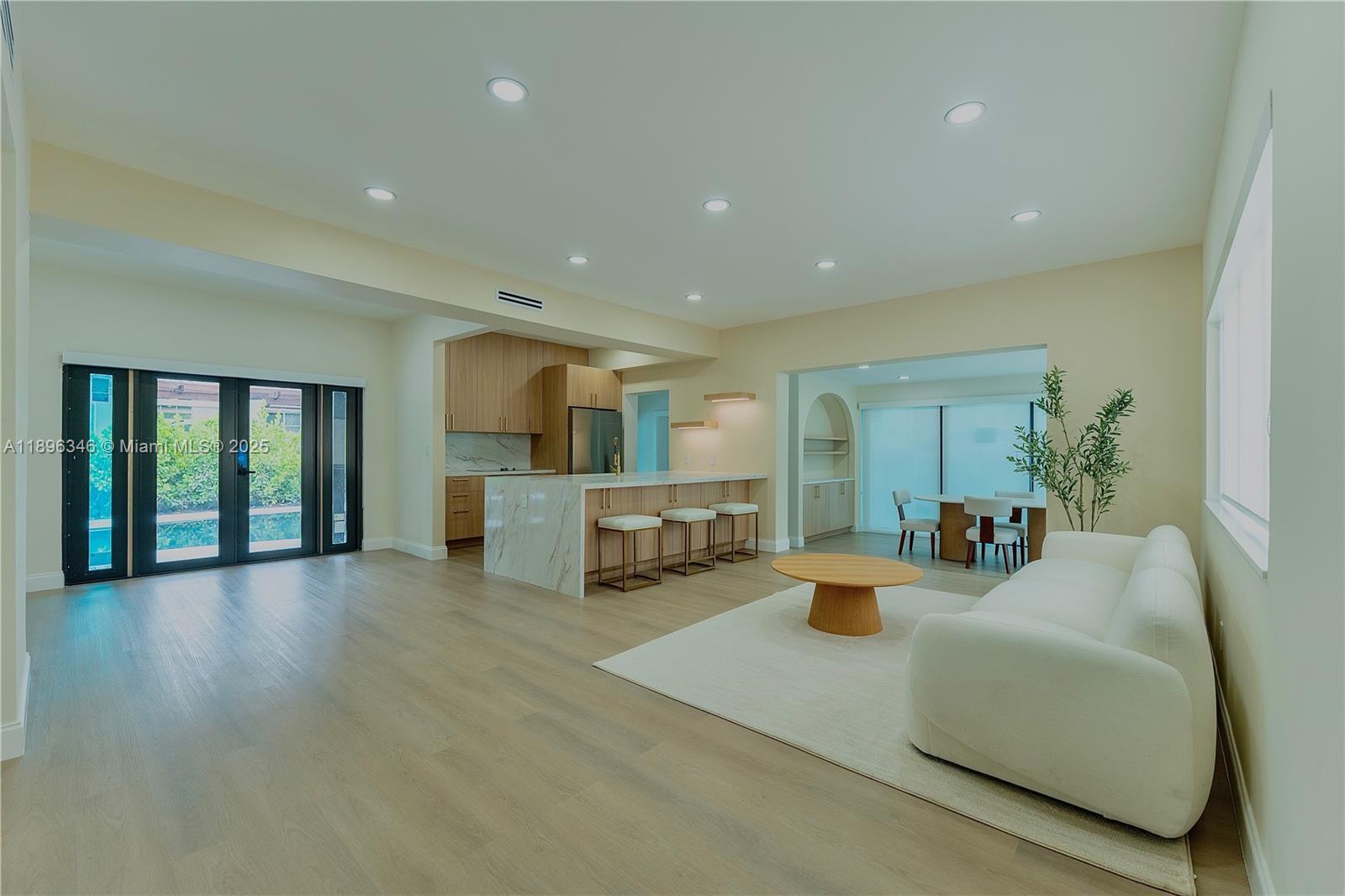 4144 Alton Rd #4144 Miami Beach, FL 33140 4144 Alton Rd #4144 Miami Beach, FL 33140