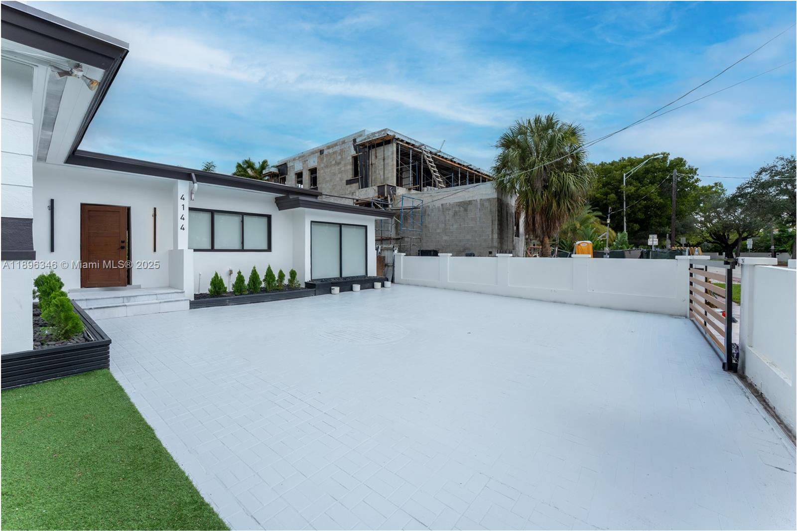 4144 Alton Rd #4144 Miami Beach, FL 33140 4144 Alton Rd #4144 Miami Beach, FL 33140