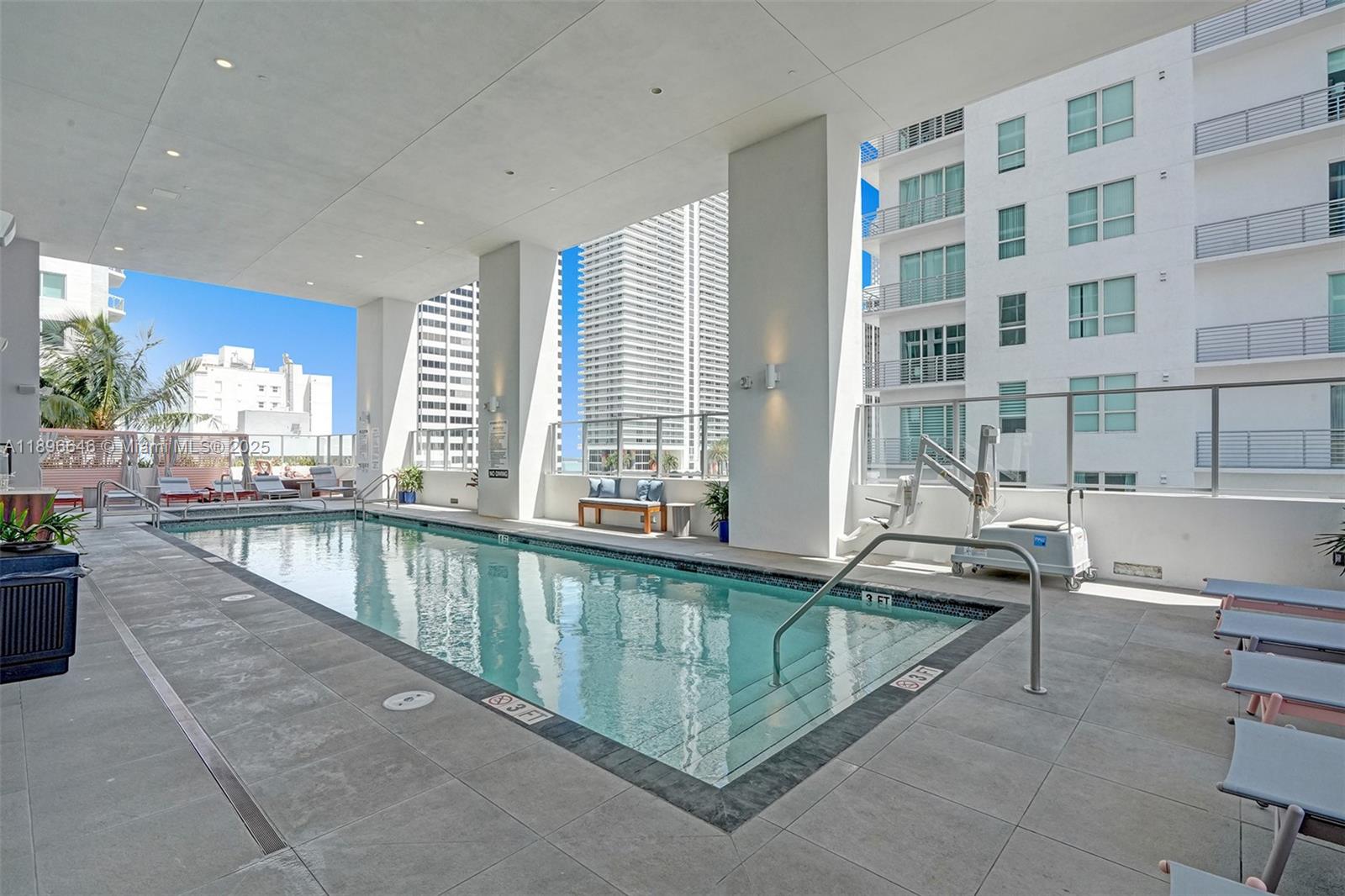 image 227 Ne 2nd Street Condo13