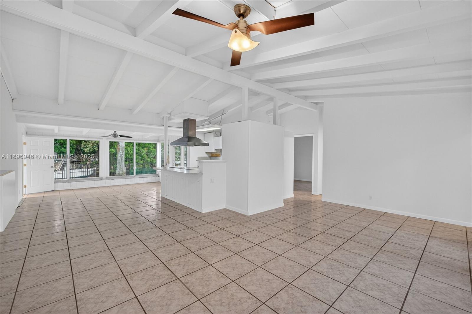 2524 Marathon Ln Fort Lauderdale, FL 33312