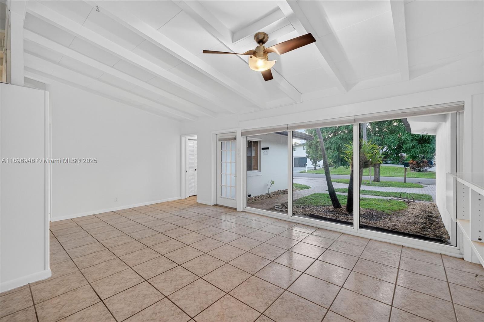 2524 Marathon Ln Fort Lauderdale, FL 33312