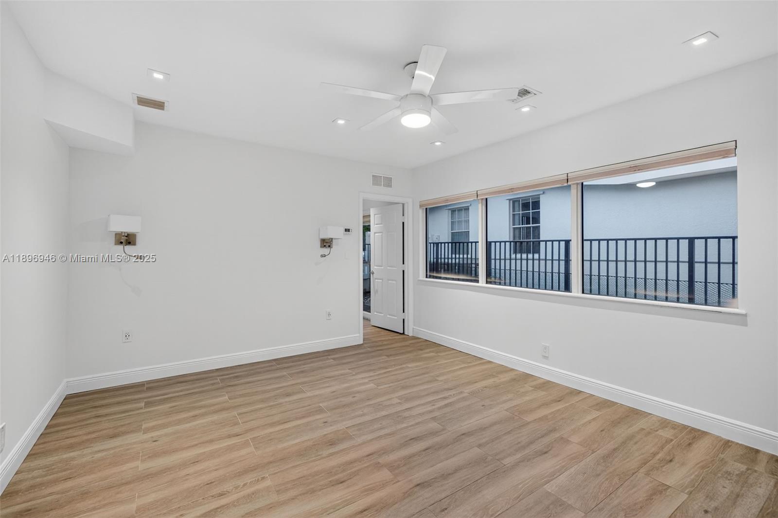 2524 Marathon Ln Fort Lauderdale, FL 33312