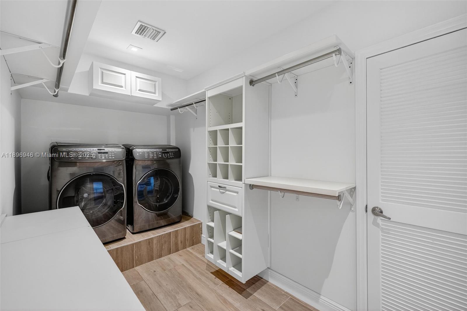 2524 Marathon Ln Fort Lauderdale, FL 33312