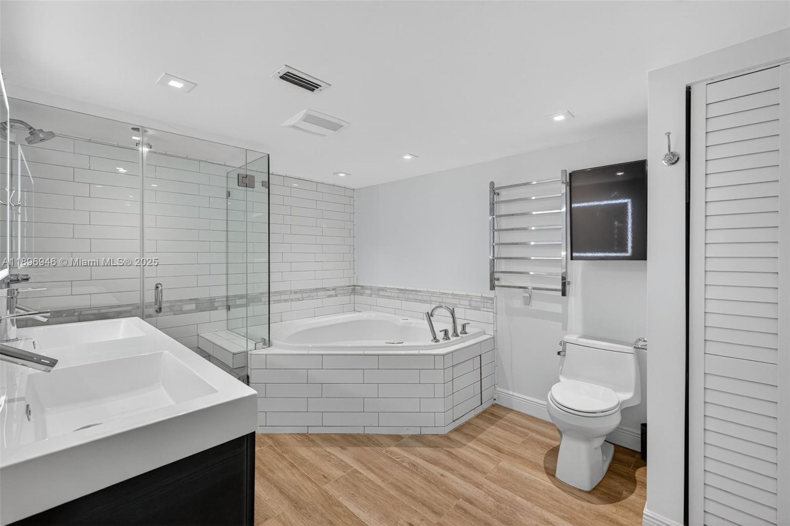 2524 Marathon Ln Fort Lauderdale, FL 33312