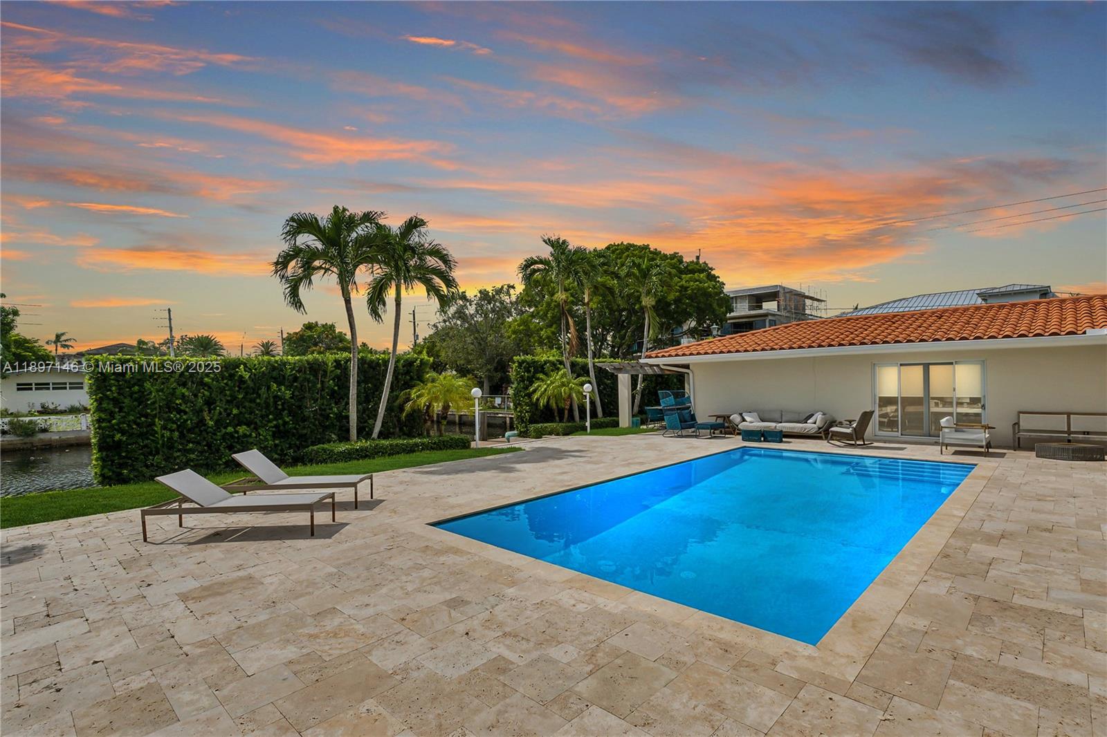 2240 Magnolia Dr North Miami, FL 33181