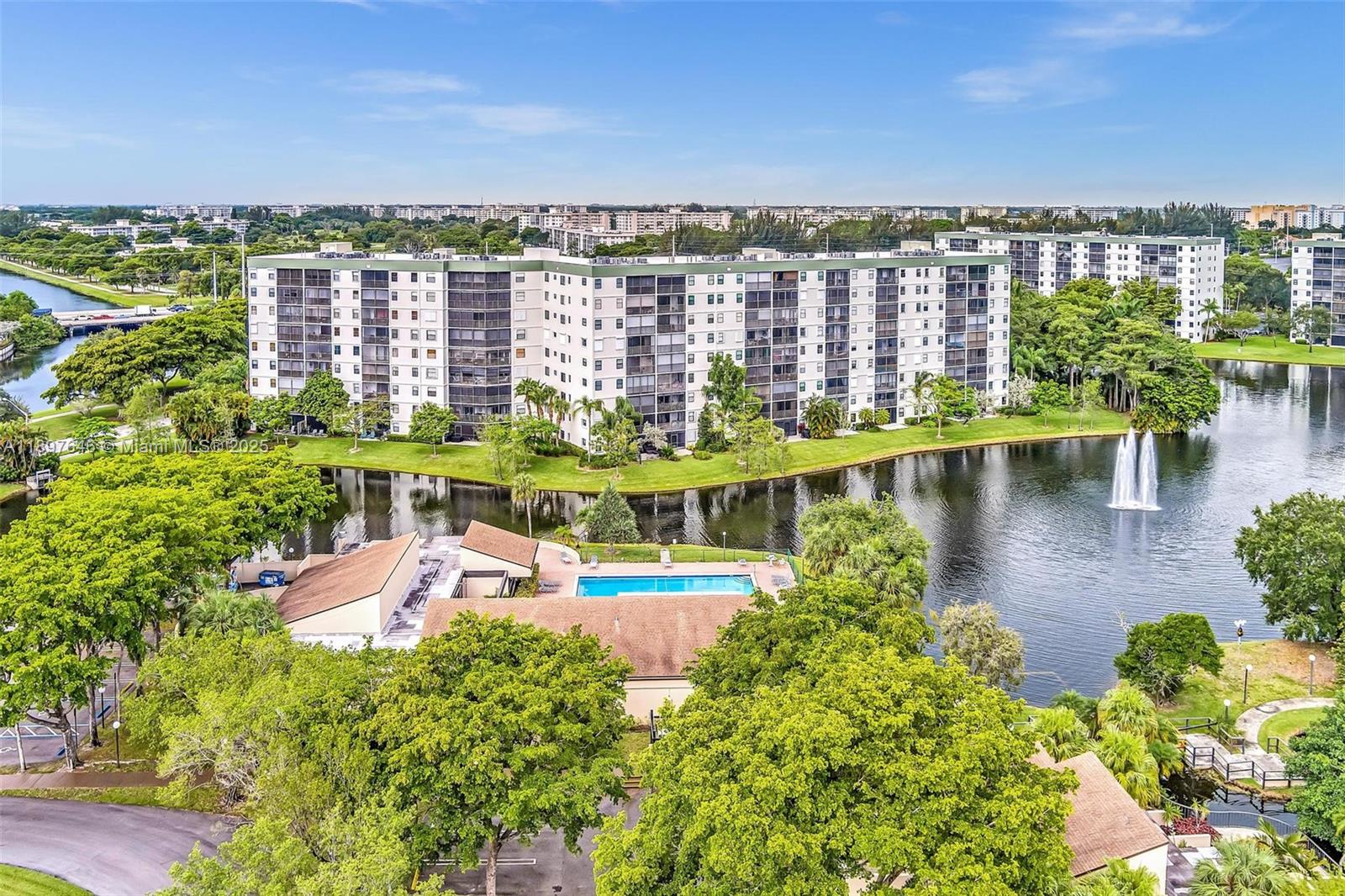 2221 Cypress Is Dr #805