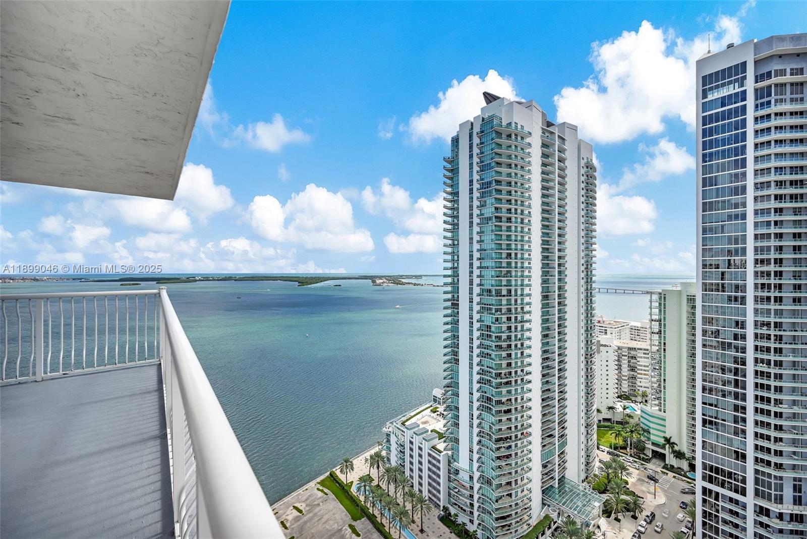 image The Club At Brickell Bay27