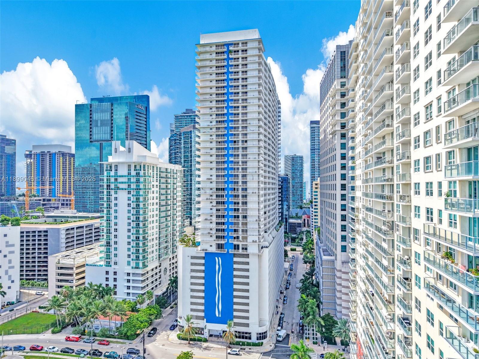 image The Club At Brickell Bay40