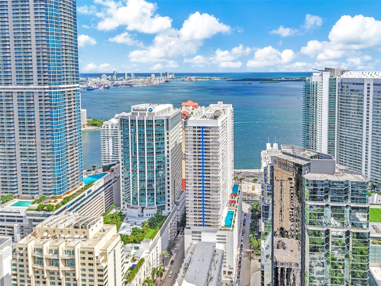 image The Club At Brickell Bay48