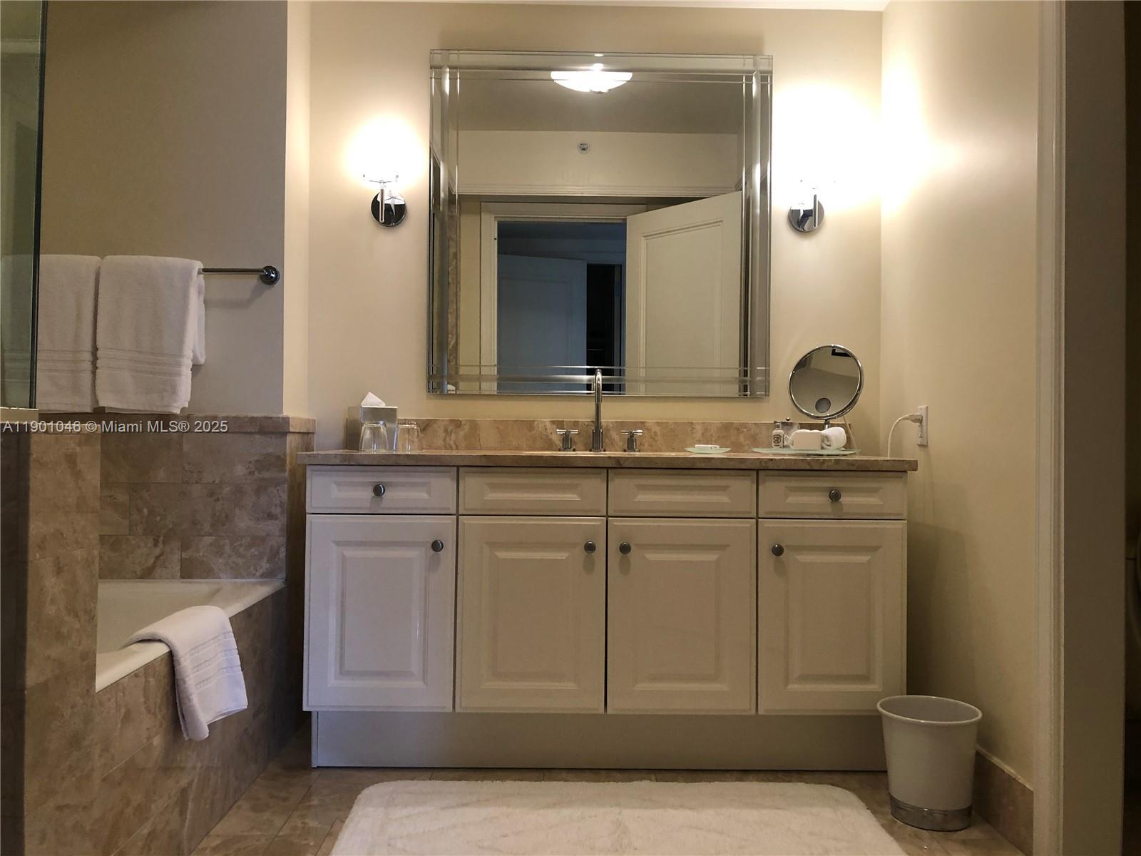 1435 Brickell Ave #3506 Miami, FL 33131