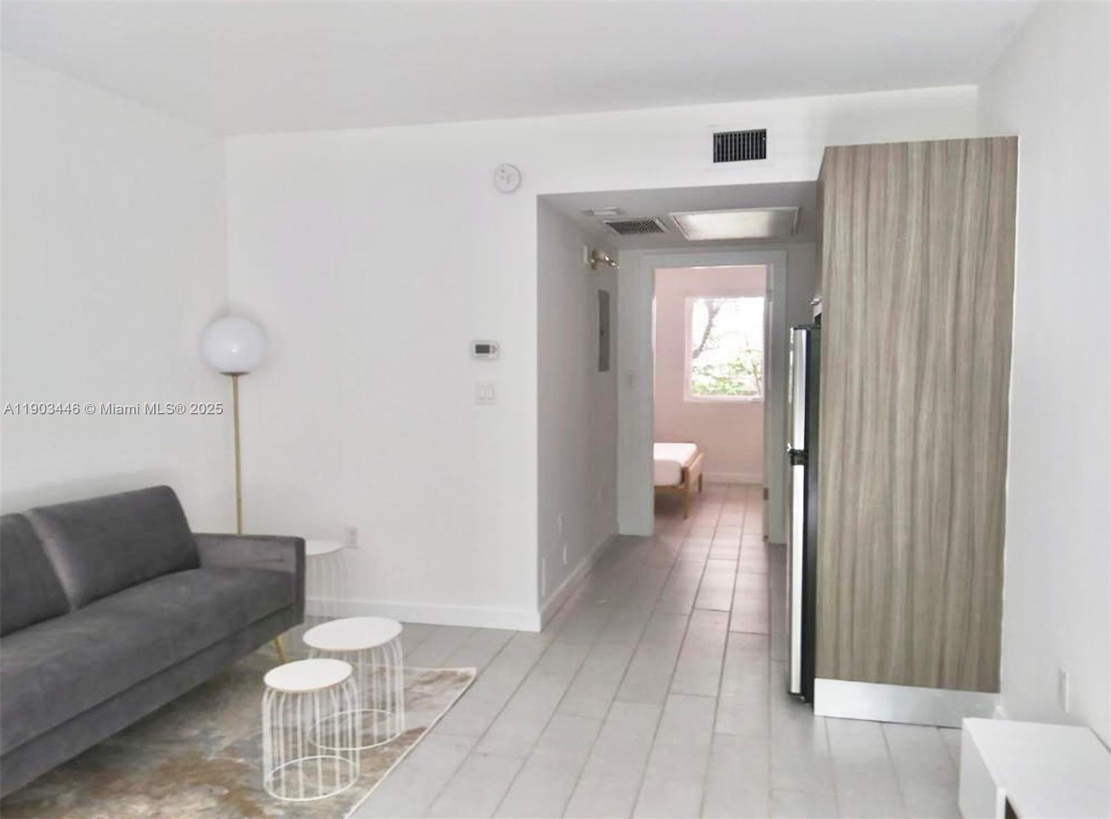 740 Meridian Ave #17