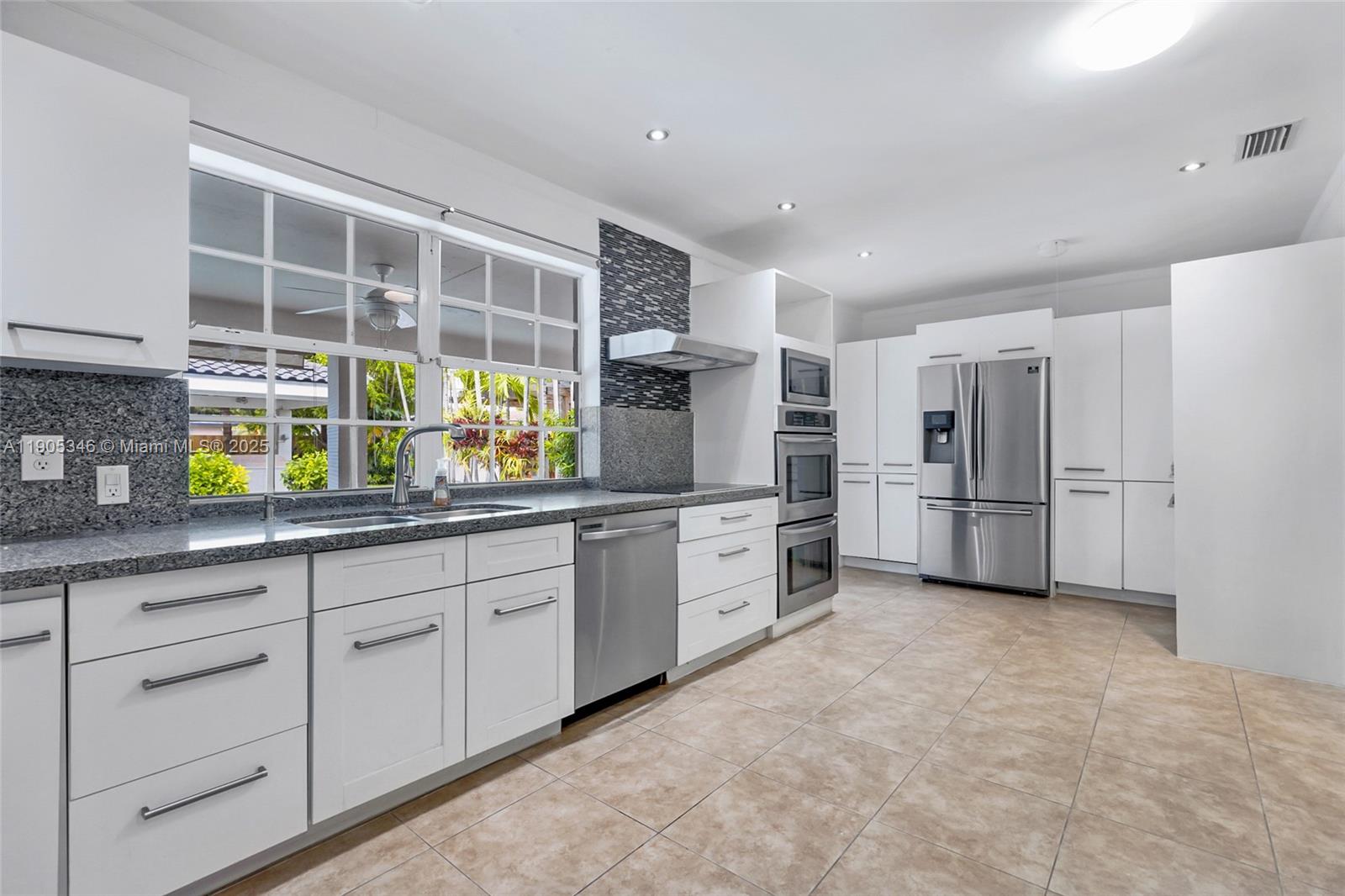 13820 SW 82nd Ave Palmetto Bay, FL 33158