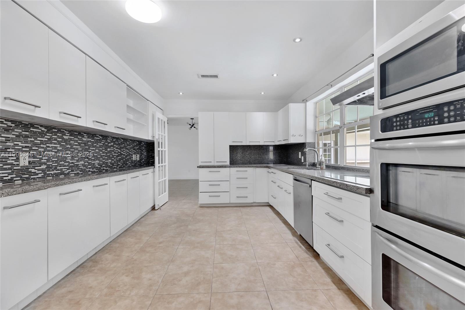 13820 SW 82nd Ave Palmetto Bay, FL 33158