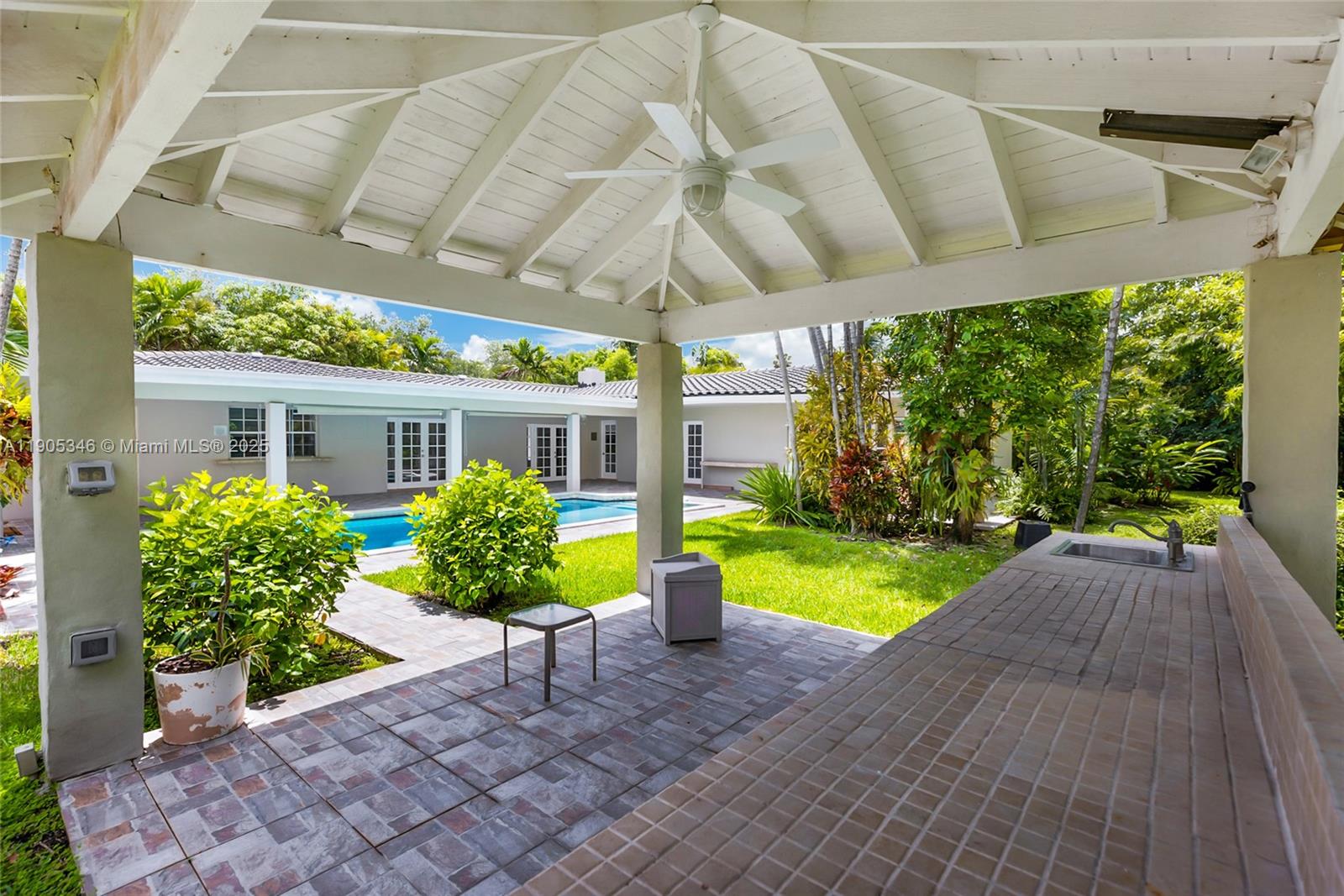 13820 SW 82nd Ave Palmetto Bay, FL 33158