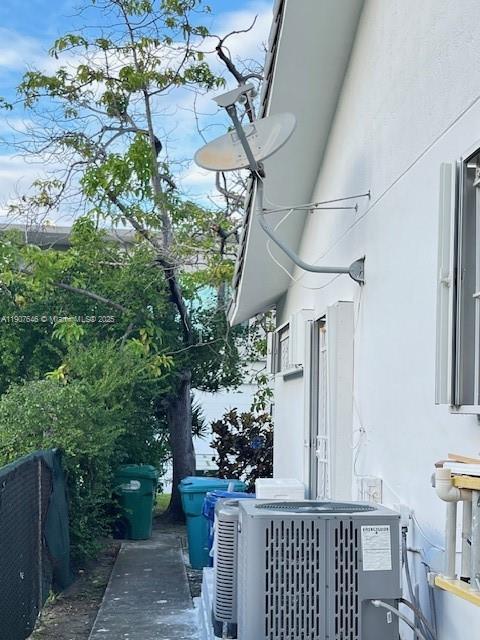 204 191st St Sunny Isles Beach, FL 33160