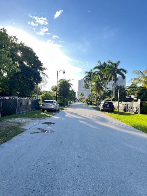 204 191st St Sunny Isles Beach, FL 33160