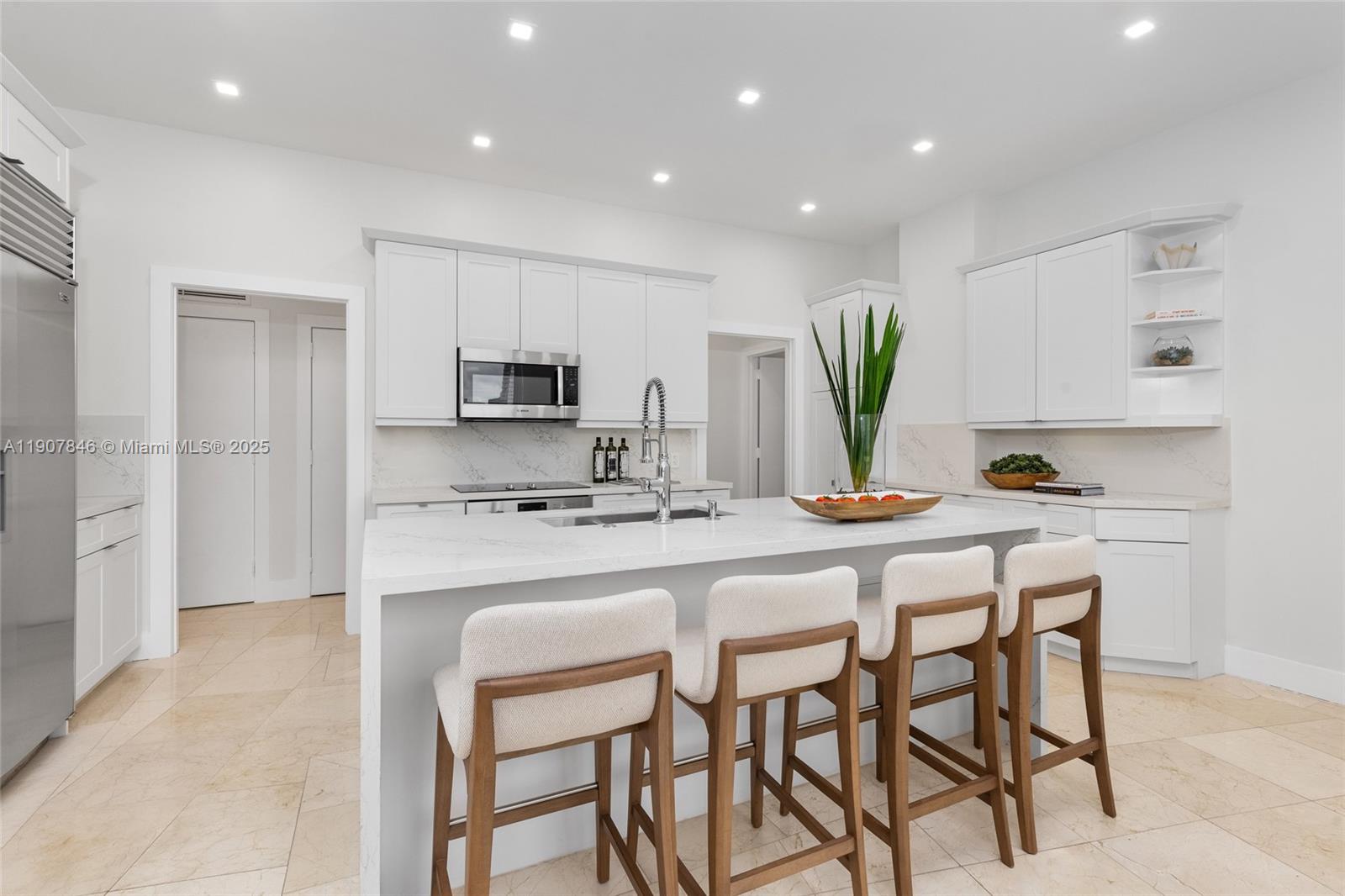 808 Brickell Key Dr #3901 Miami, FL 33131