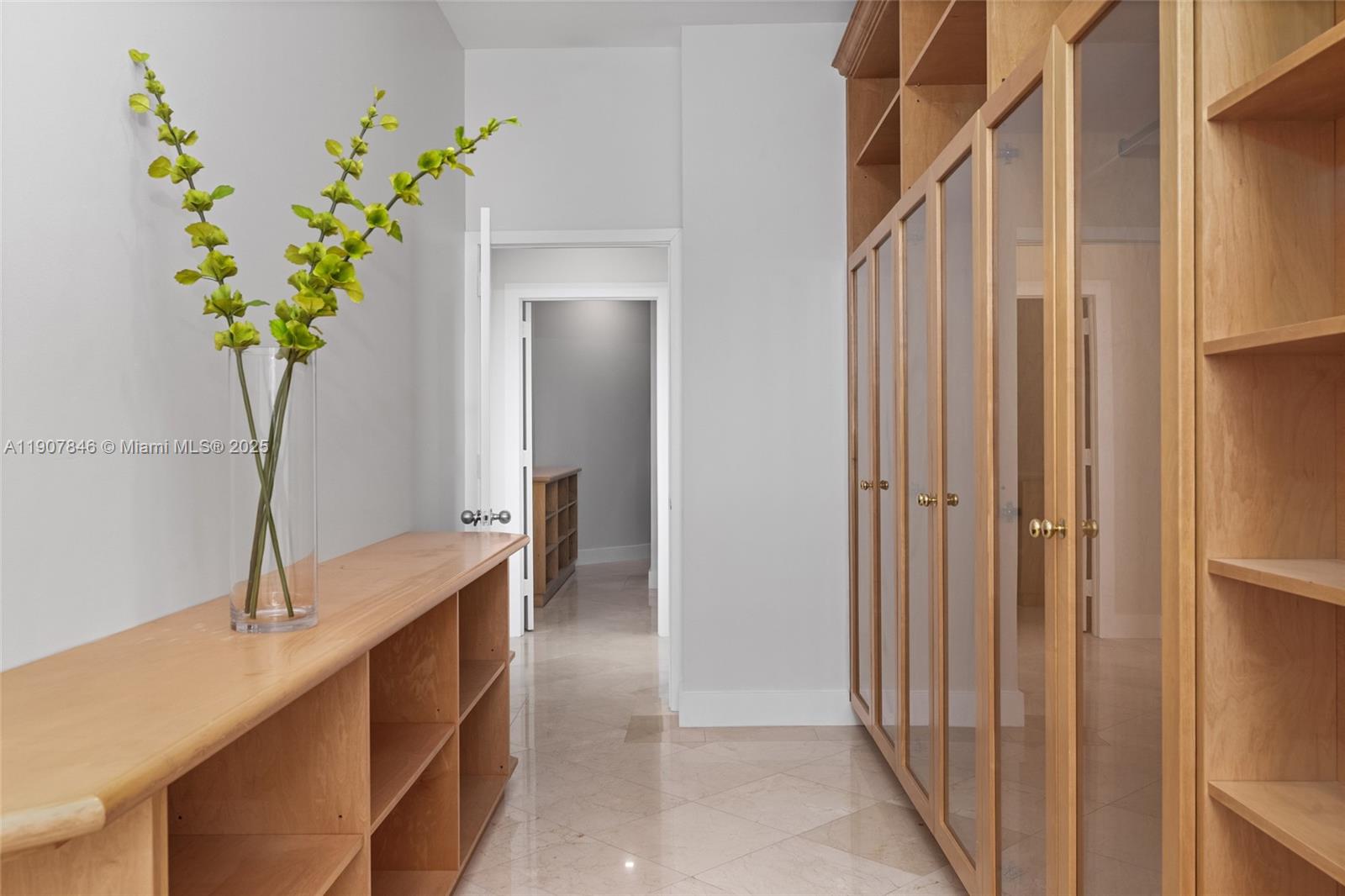 808 Brickell Key Dr #3901 Miami, FL 33131