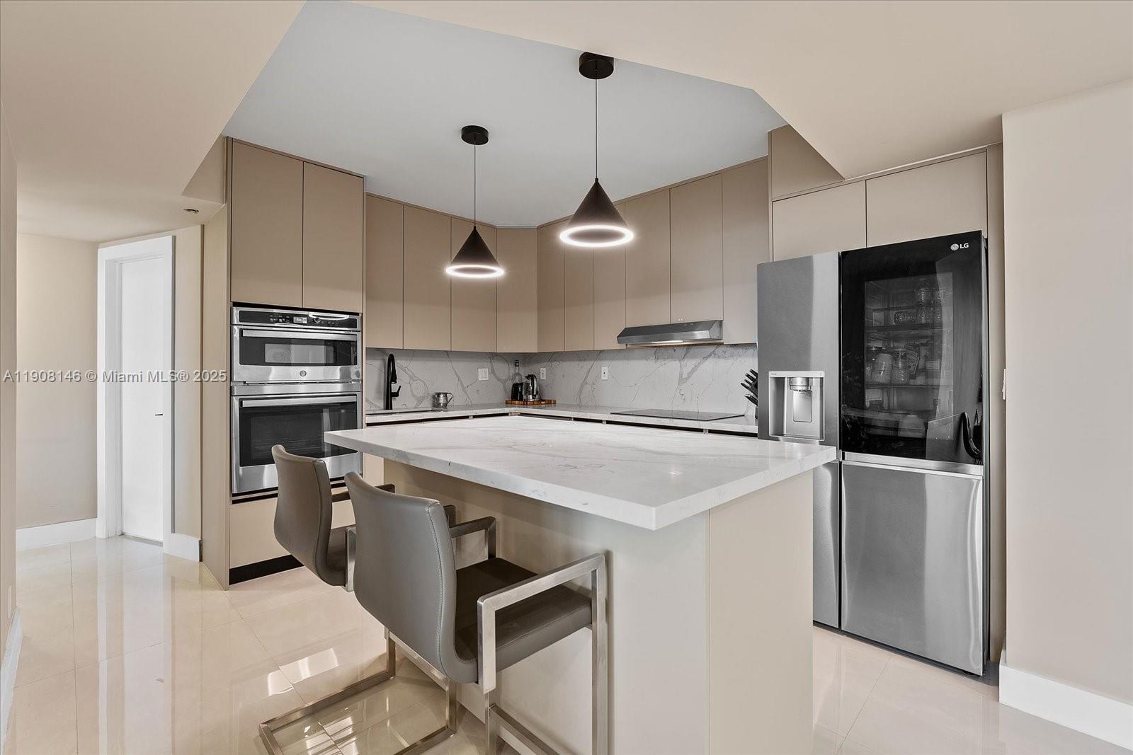 image Hamptons West4