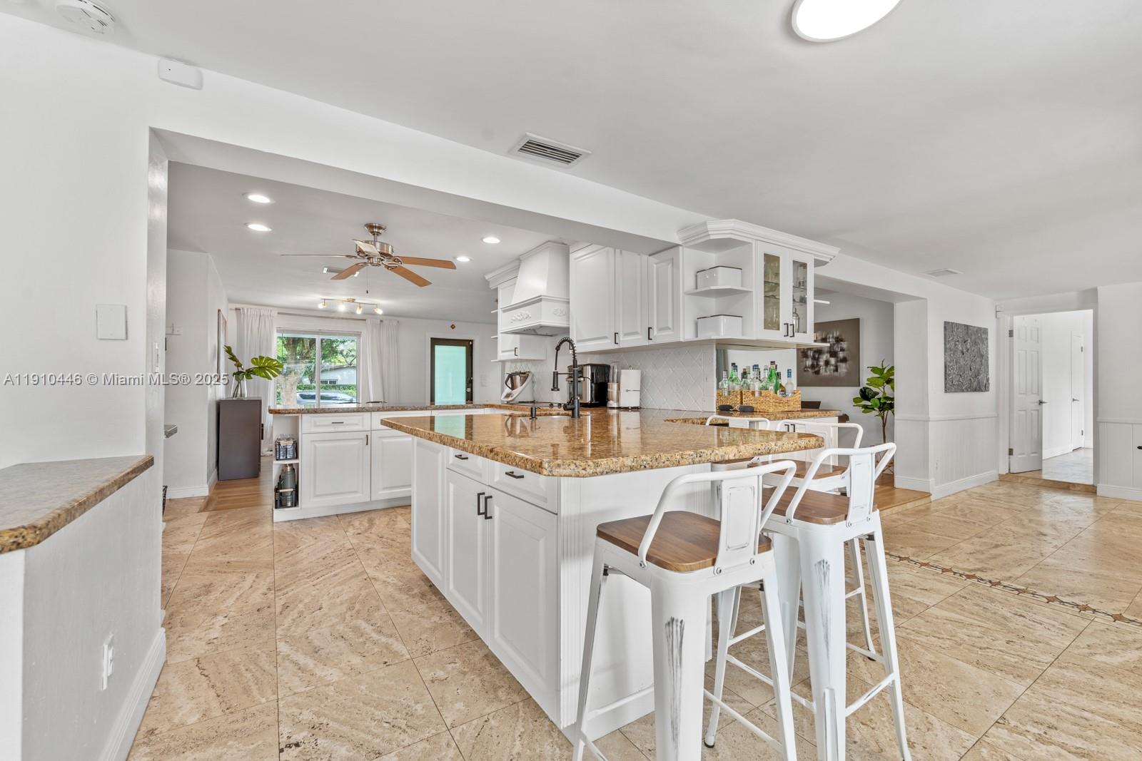 7300 SW 107th Ter Pinecrest, FL 33156