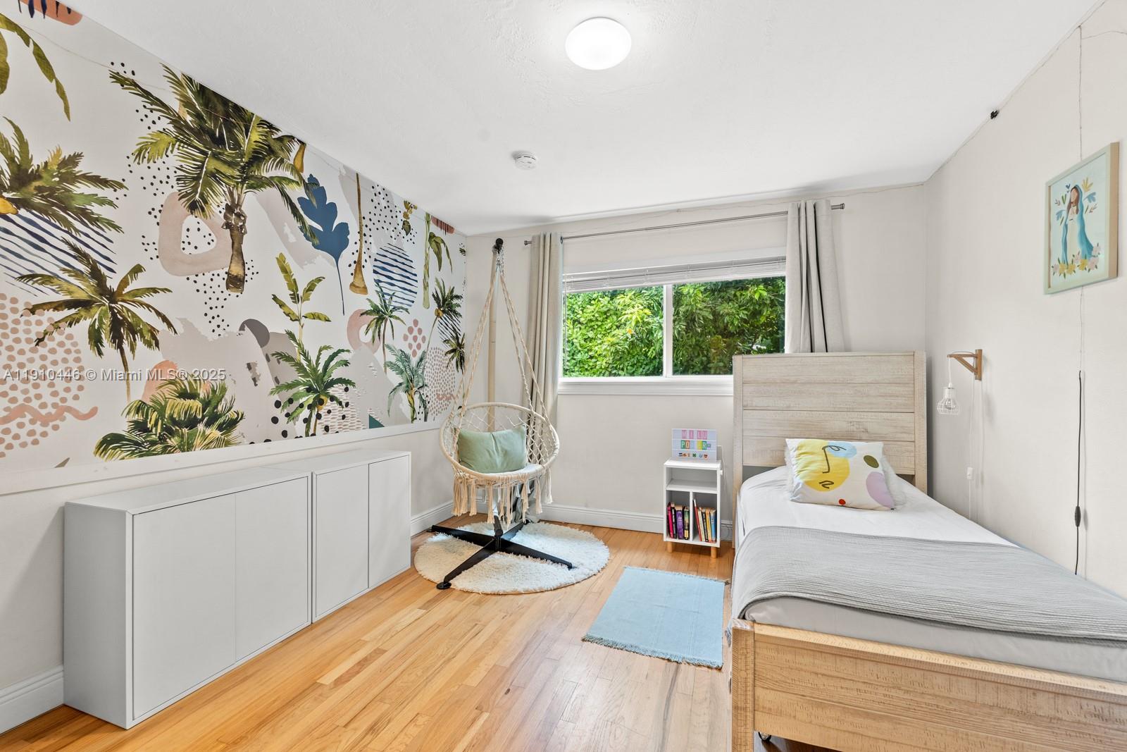 7300 SW 107th Ter Pinecrest, FL 33156