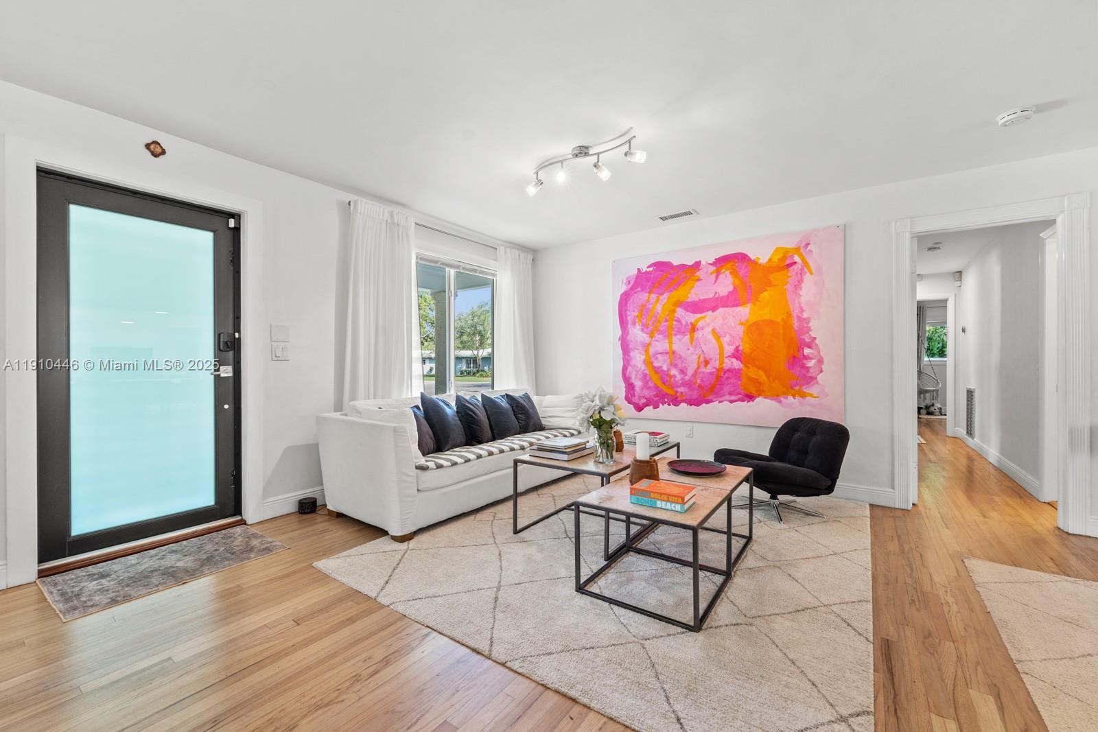 7300 SW 107th Ter Pinecrest, FL 33156