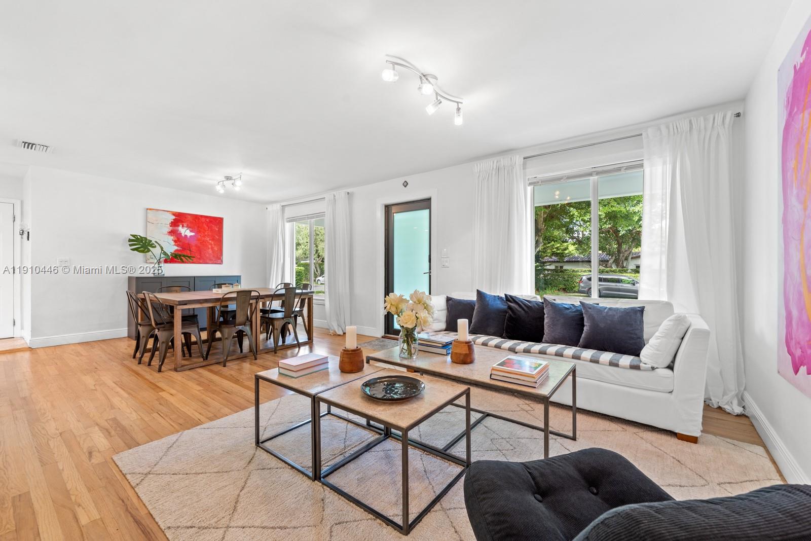 7300 SW 107th Ter Pinecrest, FL 33156