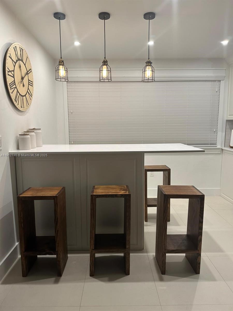 10040 NW 9th St Cir #202