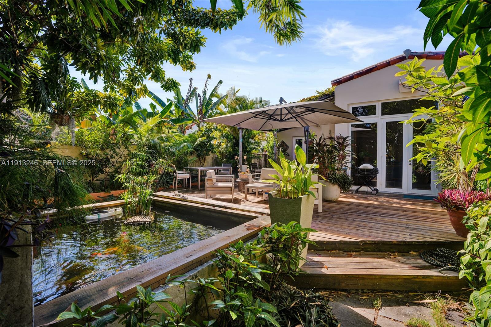 1335 Lenox Ave Miami Beach, FL 33139