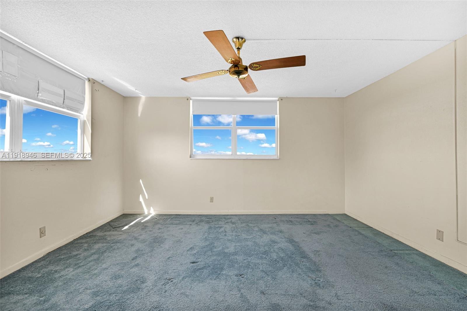 1830 Dixieanna St #506 Hollywood, FL 33020